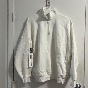 Aritzia TNA New Cozy Mega 1/4 Zip white NWT Size 2